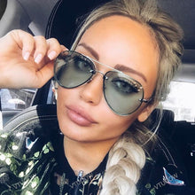 Load image into Gallery viewer, Woman Sunglasses